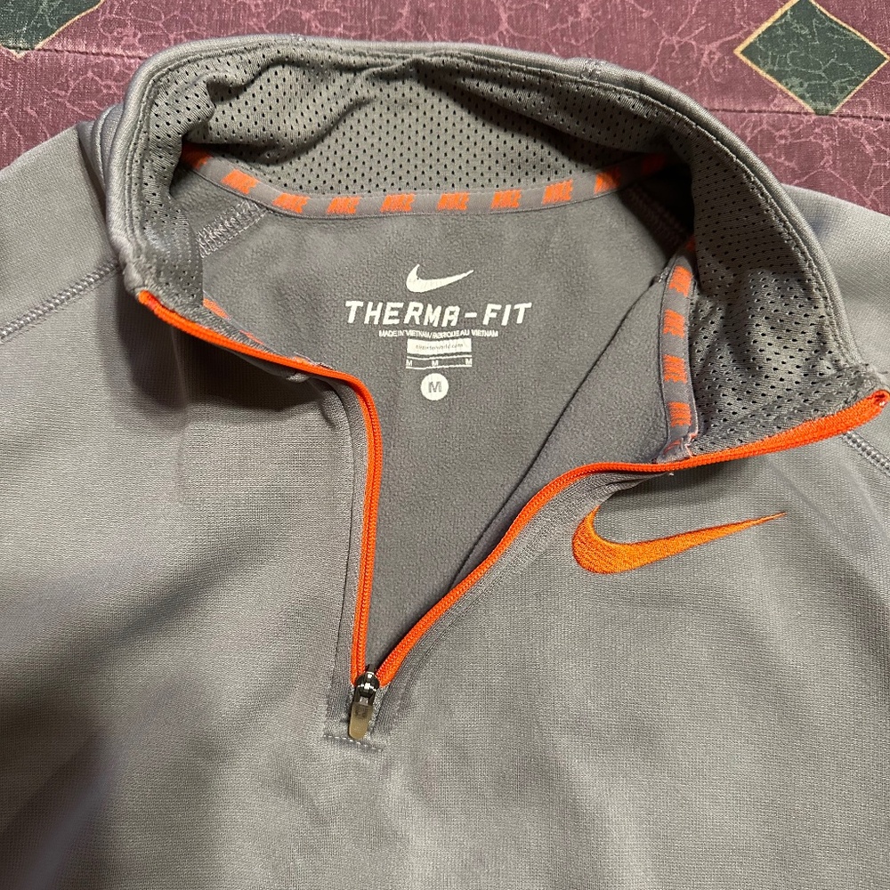 Nike Therma Fit Three Quarter Zip Size M